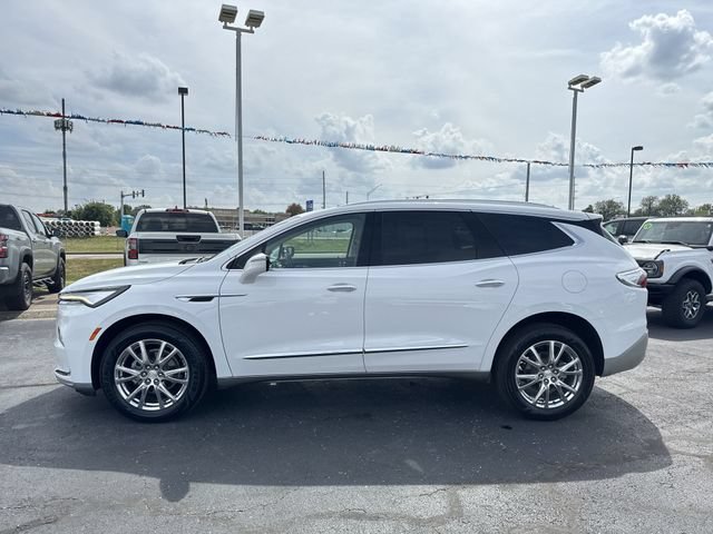 Certified 2022 Buick Enclave Essence w/ Experience Buick Package FWD image 2