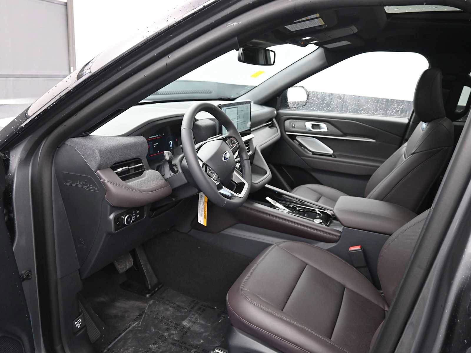 New 2026 Ford Explorer Platinum image 27