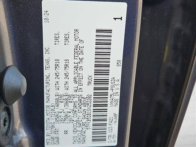 Used 2025 Toyota Tundra SR AWD/4WD image 24