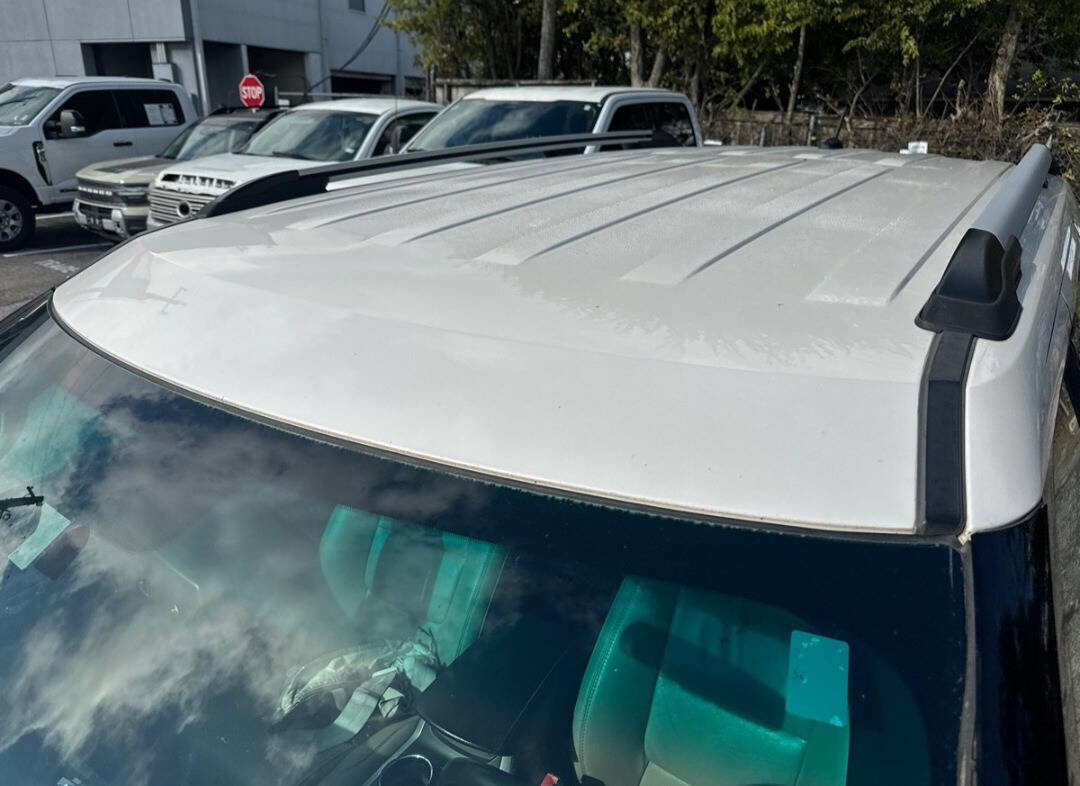 Used 2015 Ford Explorer XLT w/ Equipment Group 202B image 18