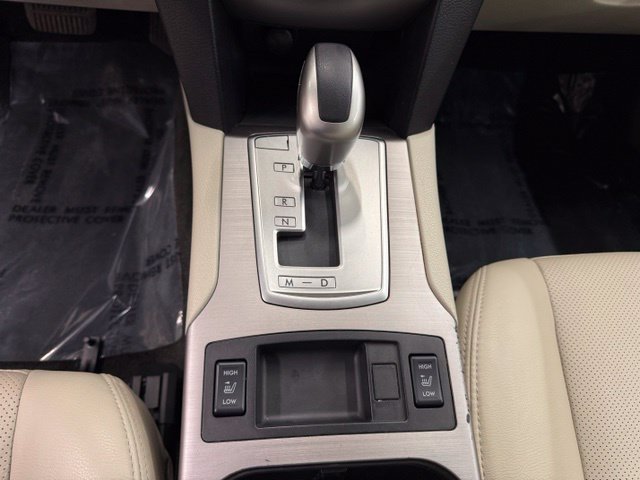 Used 2012 Subaru Outback 2.5i Limited AWD/4WD image 16