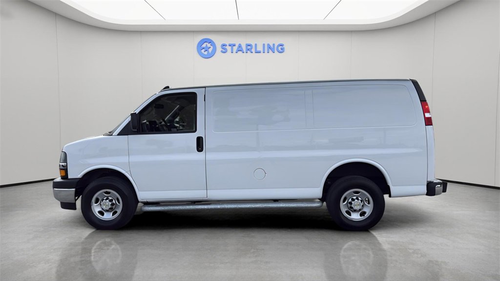 Used 2024 Chevrolet Express 2500 w/ Driver Convenience Package image 3