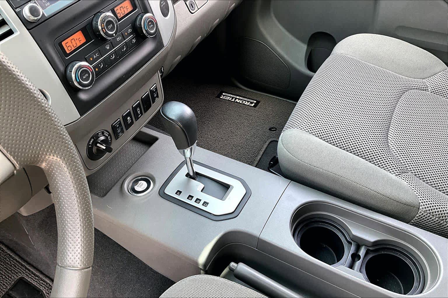 Used 2020 Nissan Frontier SV w/ Midnight Edition Floor Mats AWD/4WD image 16