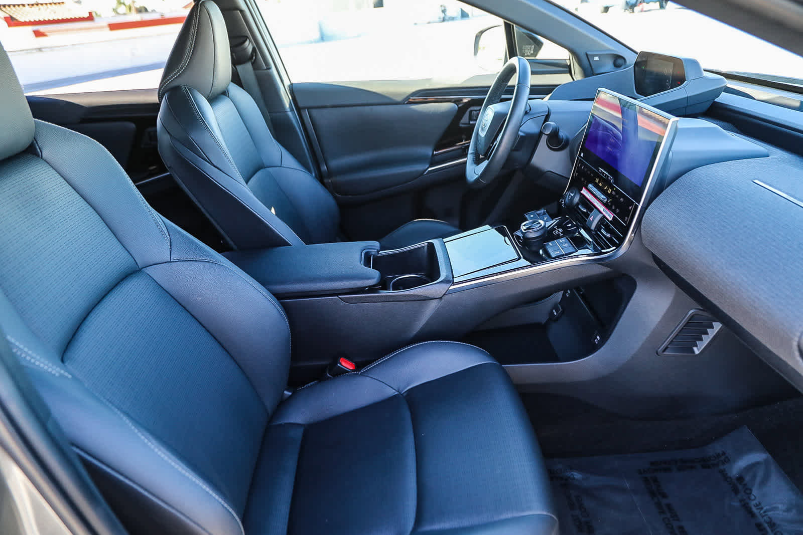 Used 2023 Toyota bZ4X Limited image 16