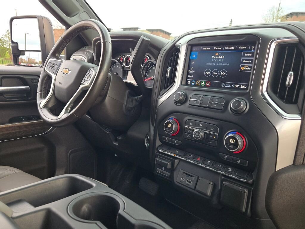 Used 2020 Chevrolet Silverado 2500 LT w/ All Star Edition AWD/4WD image 11