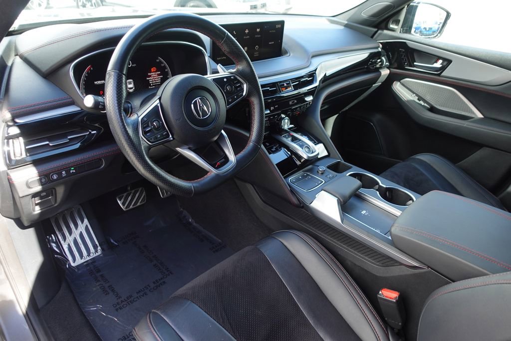 Used 2023 Acura MDX A-Spec image 11