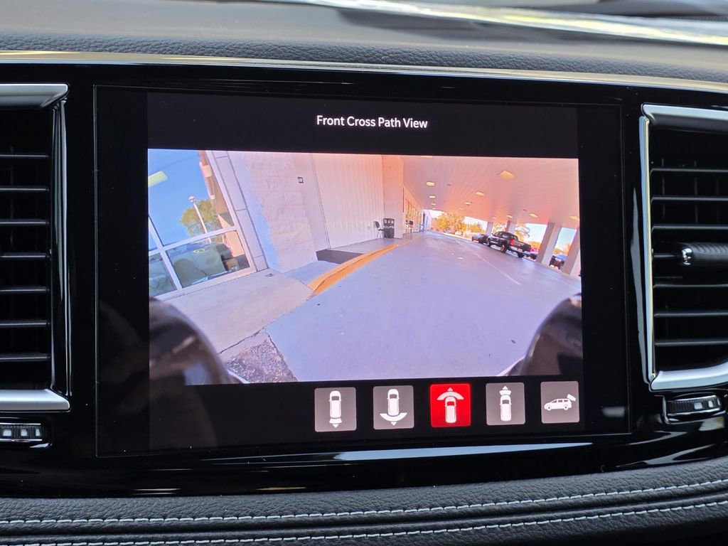 New 2026 Chrysler Pacifica Limited w/ Uconnect Theater Family Group image 22