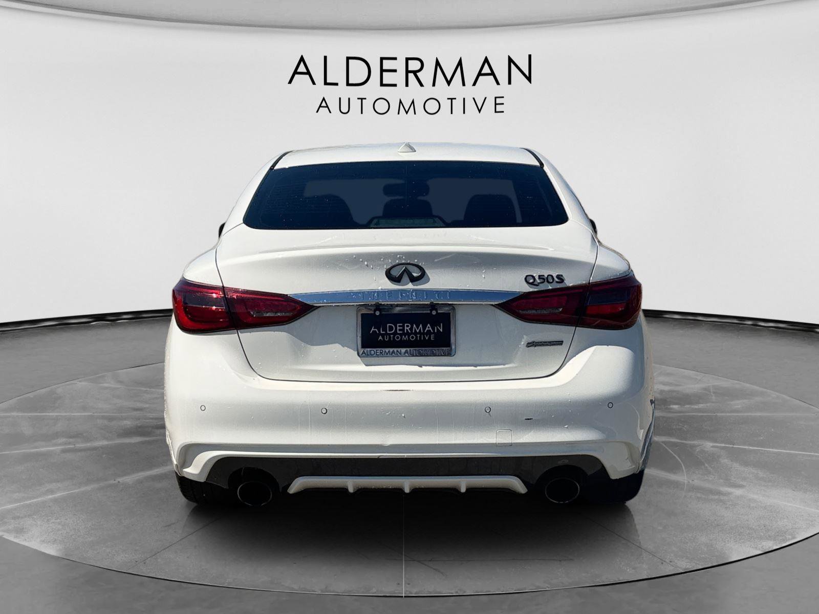 Used 2019 INFINITI Q50 Signature Edition RWD image 4