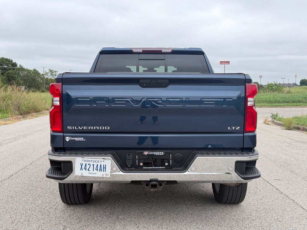 Used 2021 Chevrolet Silverado 1500 LTZ w/ LTZ Premium Package AWD/4WD image 8
