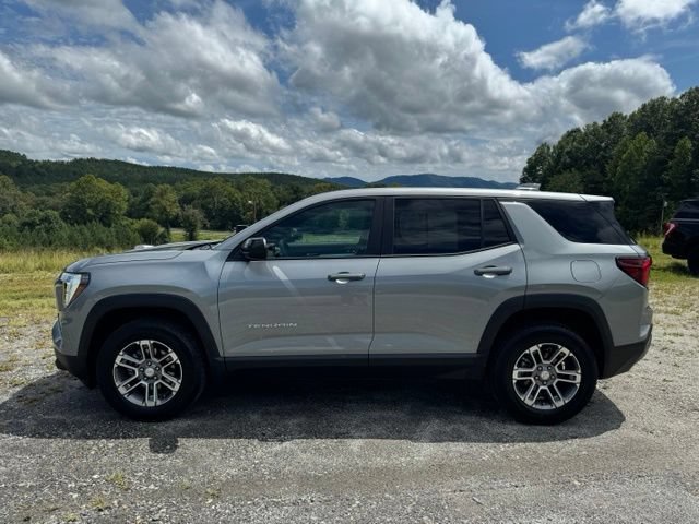 Used 2025 GMC Terrain Elevation AWD/4WD image 4