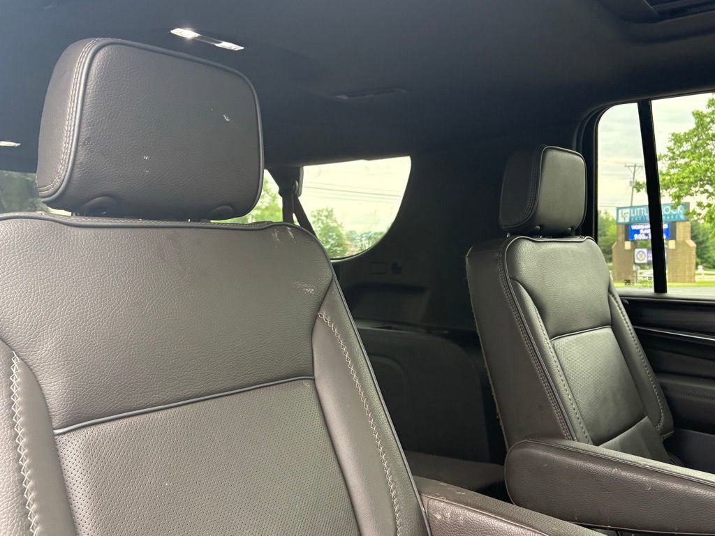 Used 2022 GMC Yukon XL Denali AWD/4WD image 21