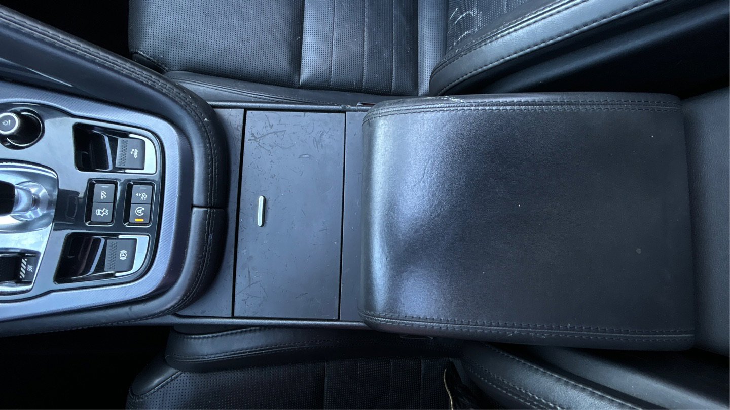 Used 2020 Jaguar F-TYPE Convertible image 35