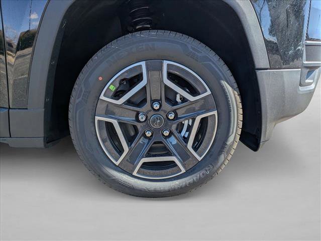 New 2026 Jeep Cherokee Laredo image 16