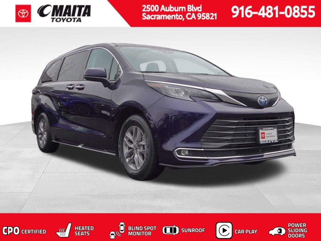 Certified 2024 Toyota Sienna XLE image 1