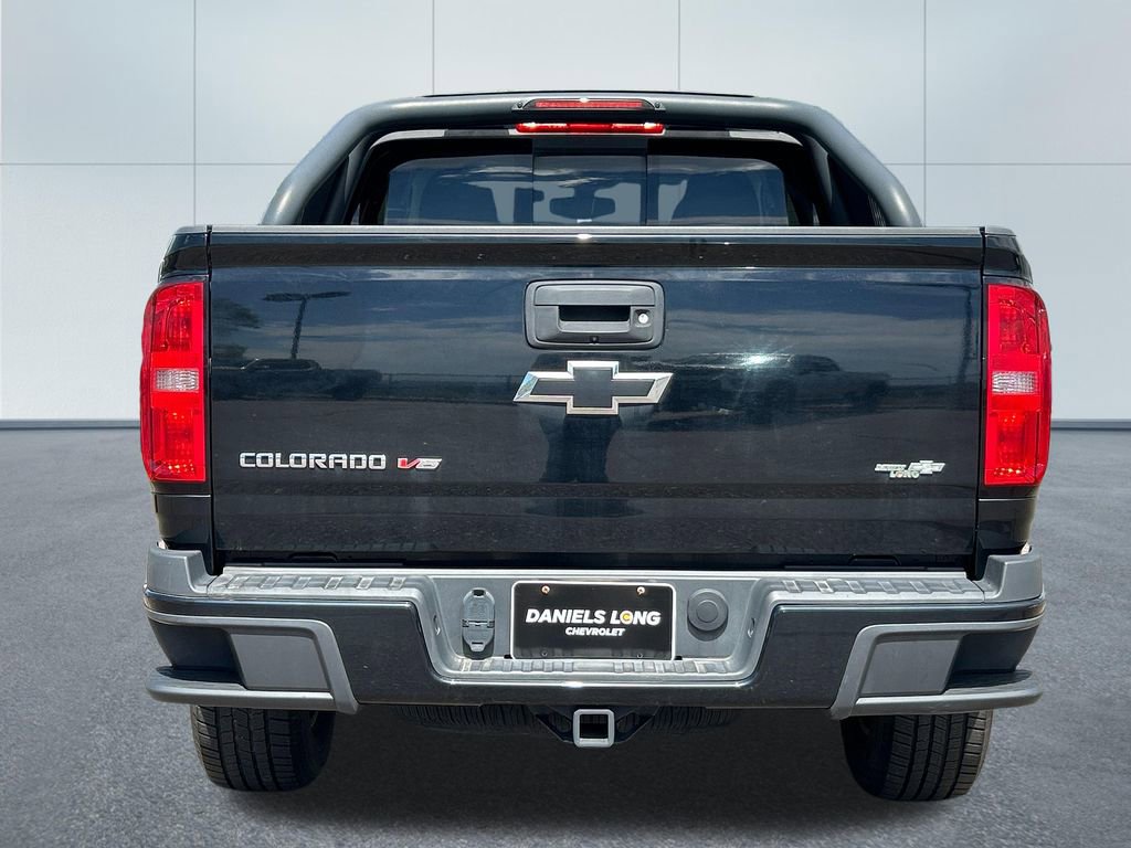Used 2017 Chevrolet Colorado Z71 w/ Z71 Midnight Edition AWD/4WD image 7