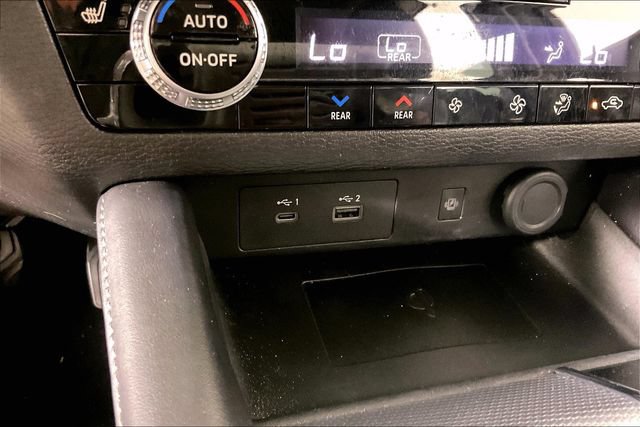 Used 2023 Mitsubishi Outlander SEL FWD image 15