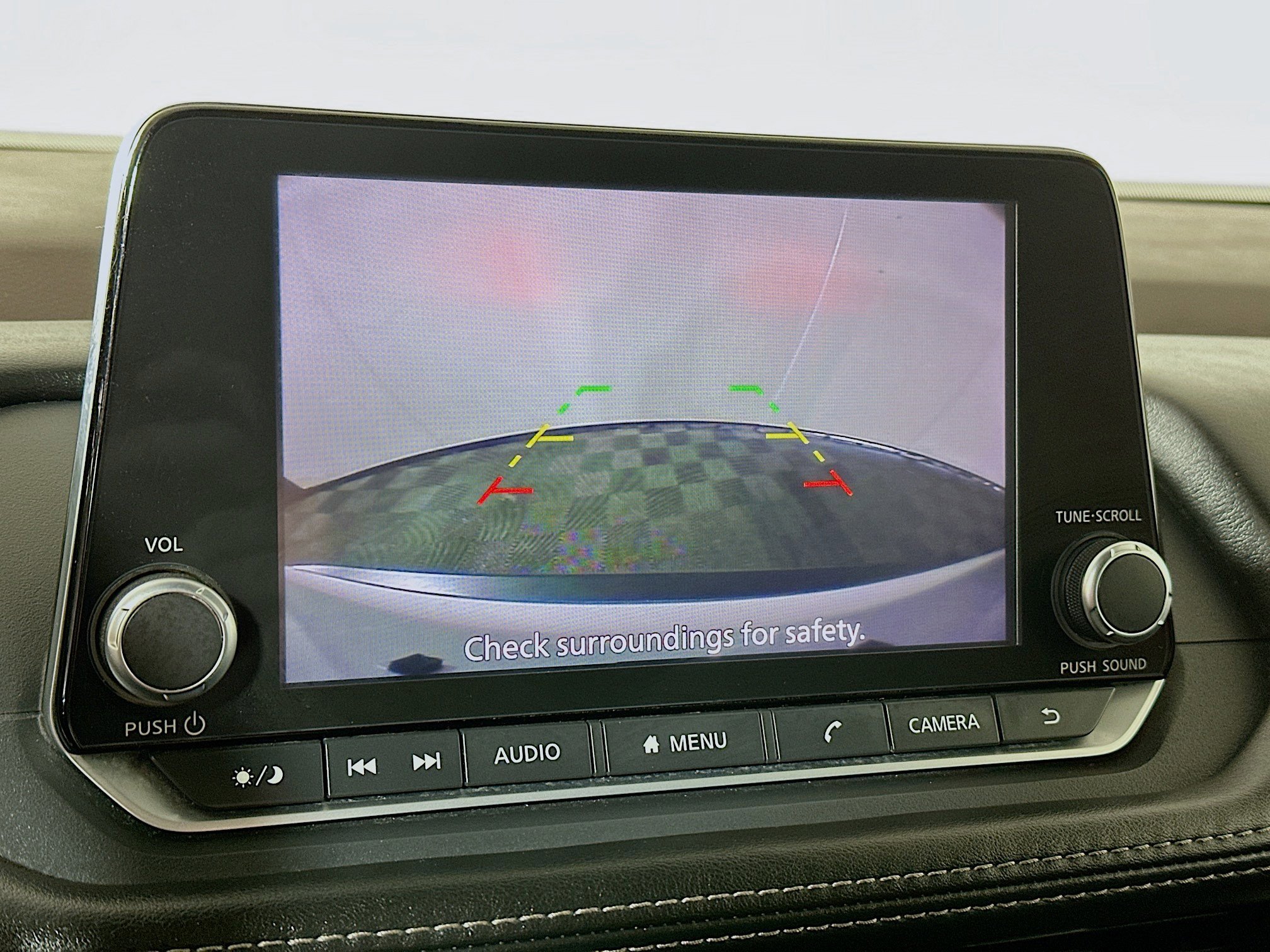 Used 2023 Nissan Rogue SV image 13