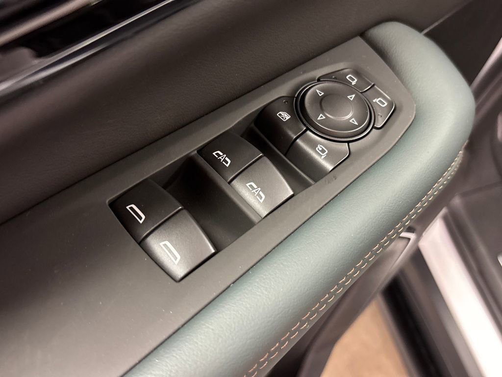 New 2026 GMC Yukon AT4 image 24