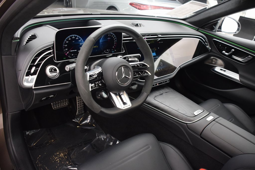 Used 2025 Mercedes-Benz E 53 AMG e 4MATIC Sedan image 20