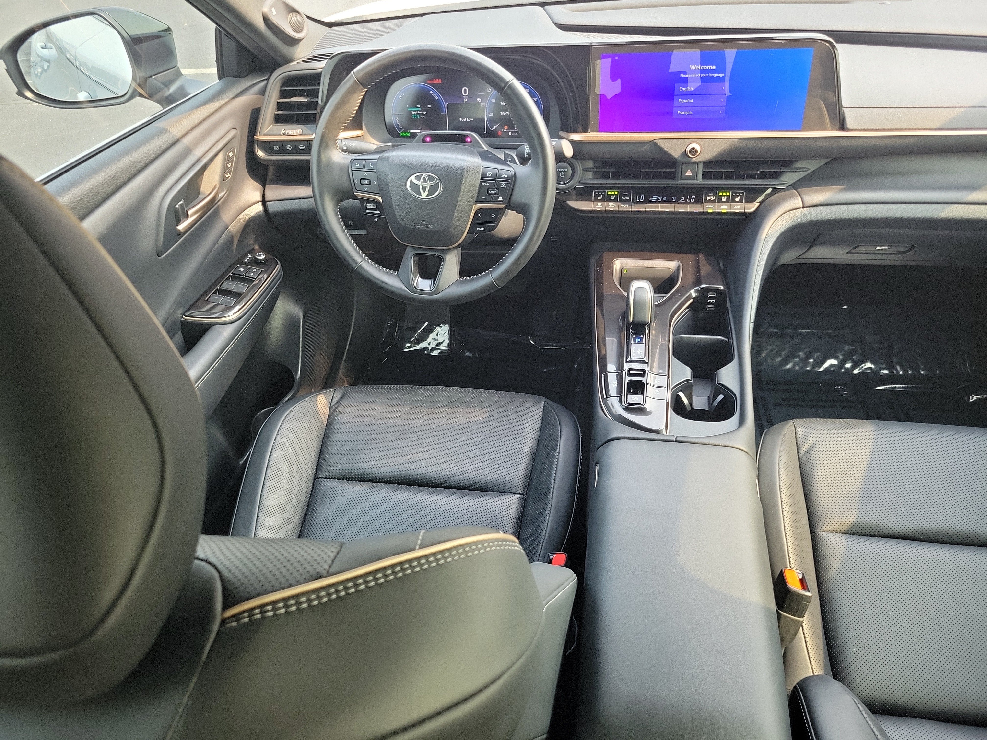 Certified 2025 Toyota Crown Signia w/ Advanced Technology Package AWD/4WD image 16
