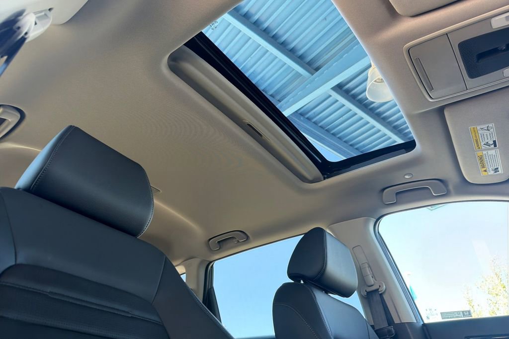 Used 2026 Honda CR-V EX-L image 16