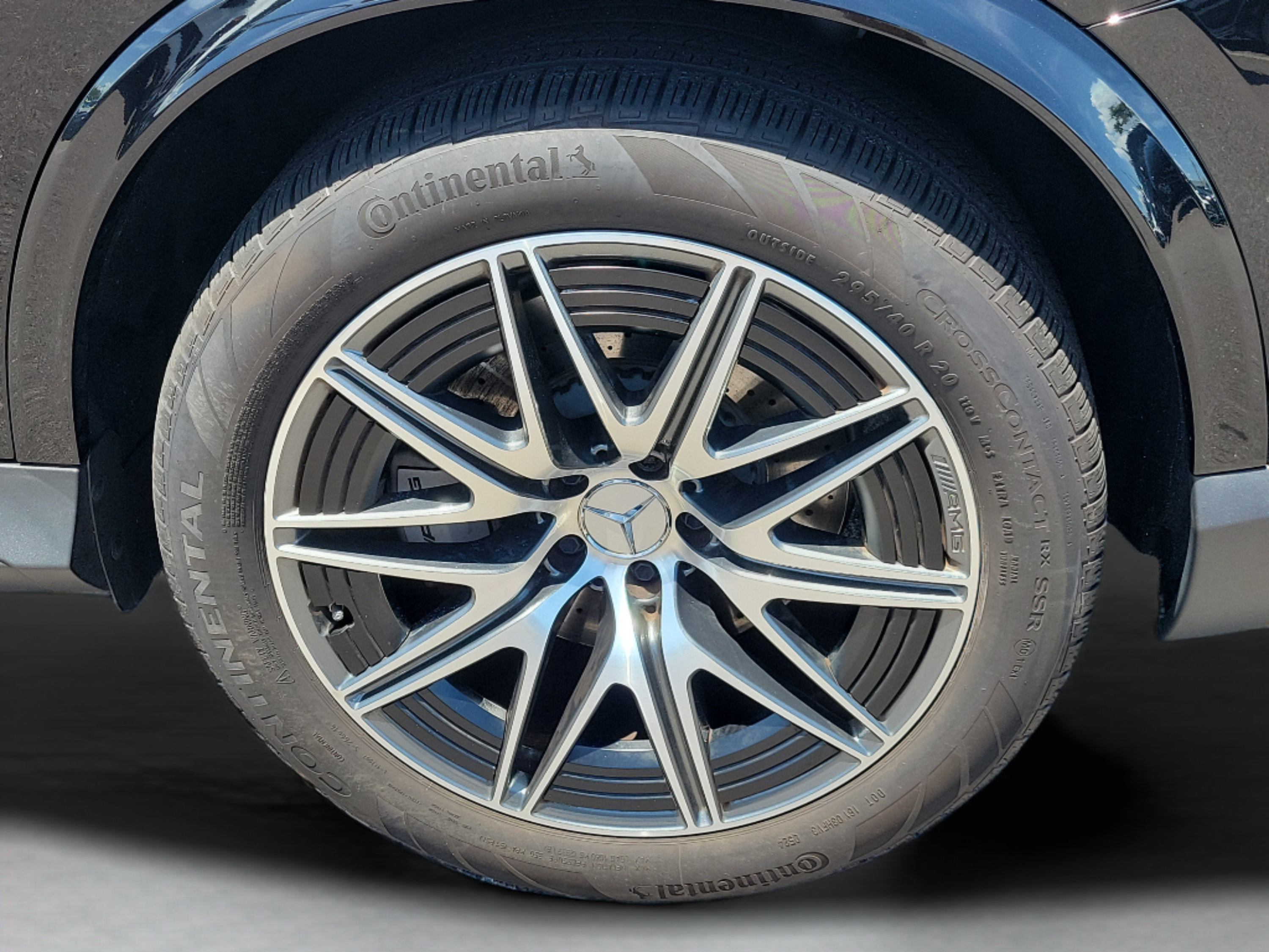 Certified 2024 Mercedes-Benz GLC 43 AMG 4MATIC image 29