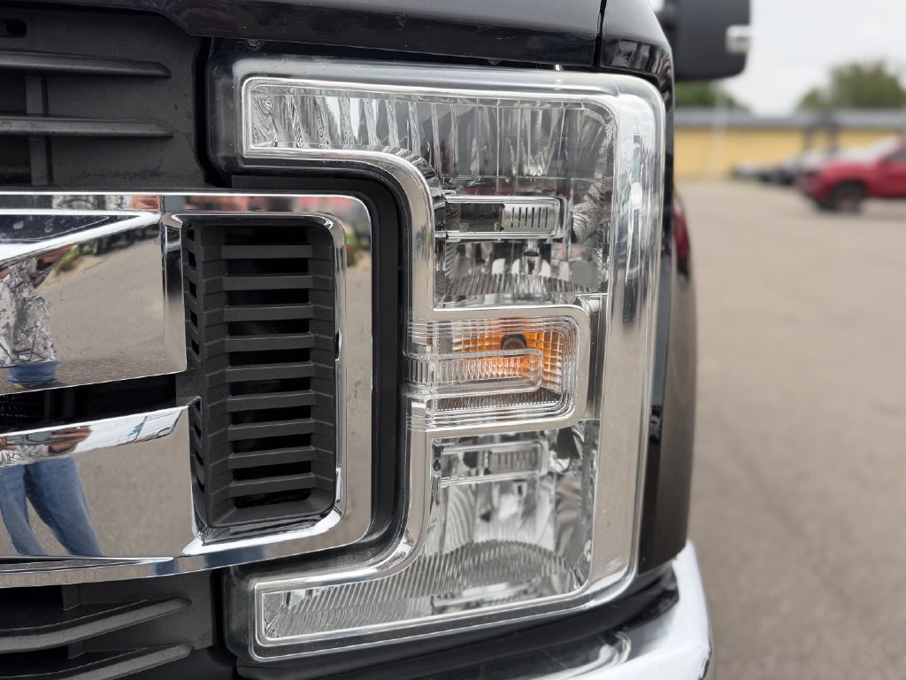 Used 2019 Ford F250 XL w/ STX Appearance Package AWD/4WD image 21