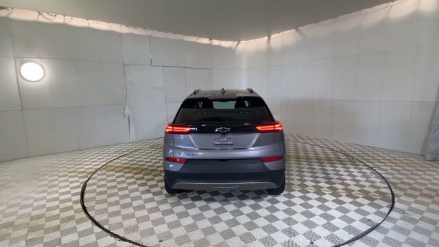 Used 2023 Chevrolet Bolt EUV LT FWD image 2