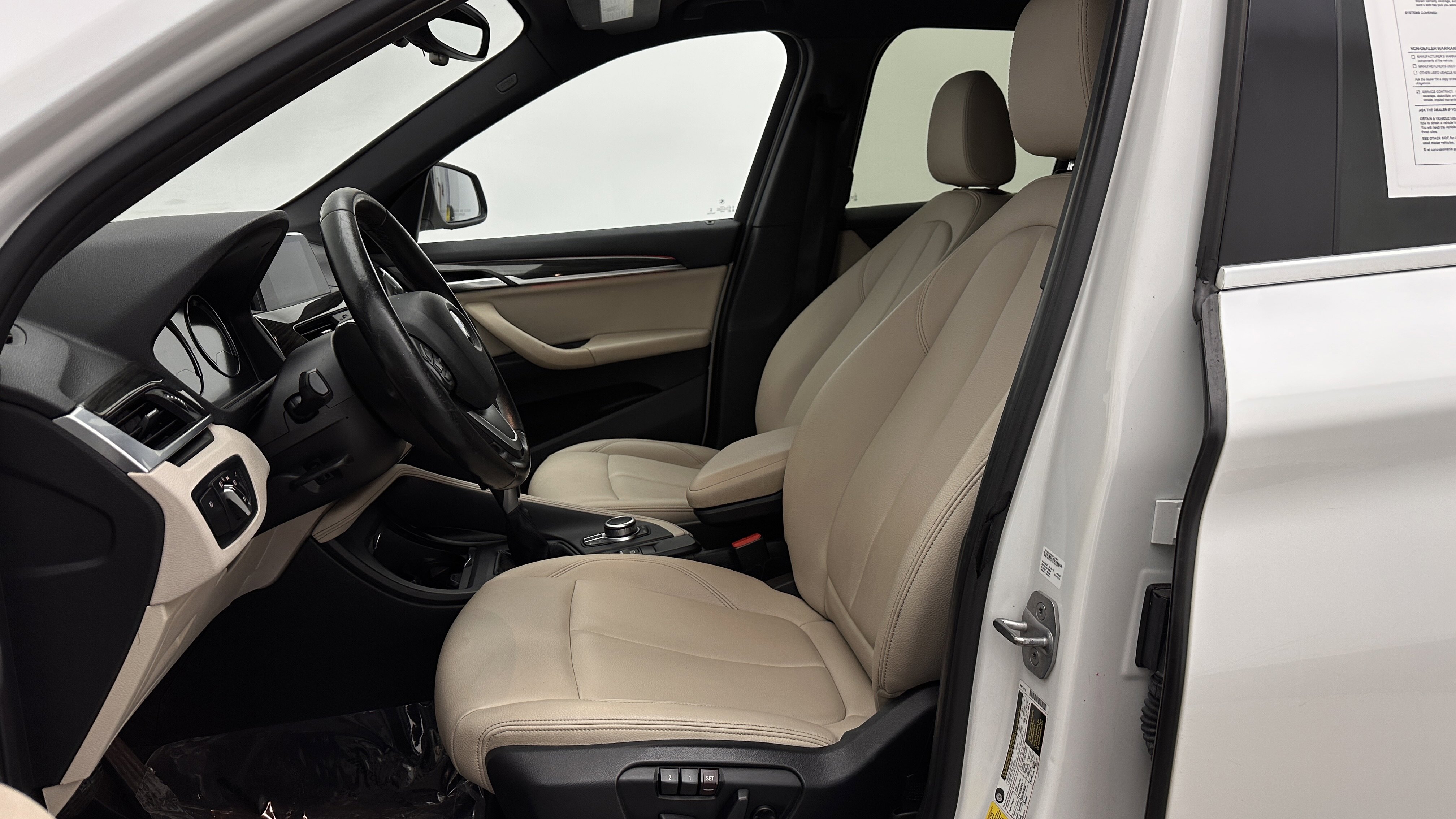 Used 2018 BMW X1 sDrive28i w/ Convenience Package FWD image 14