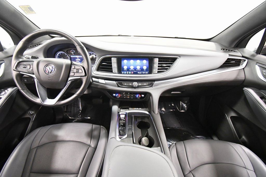 Used 2023 Buick Enclave Essence w/ Sport Touring Edition AWD/4WD image 3