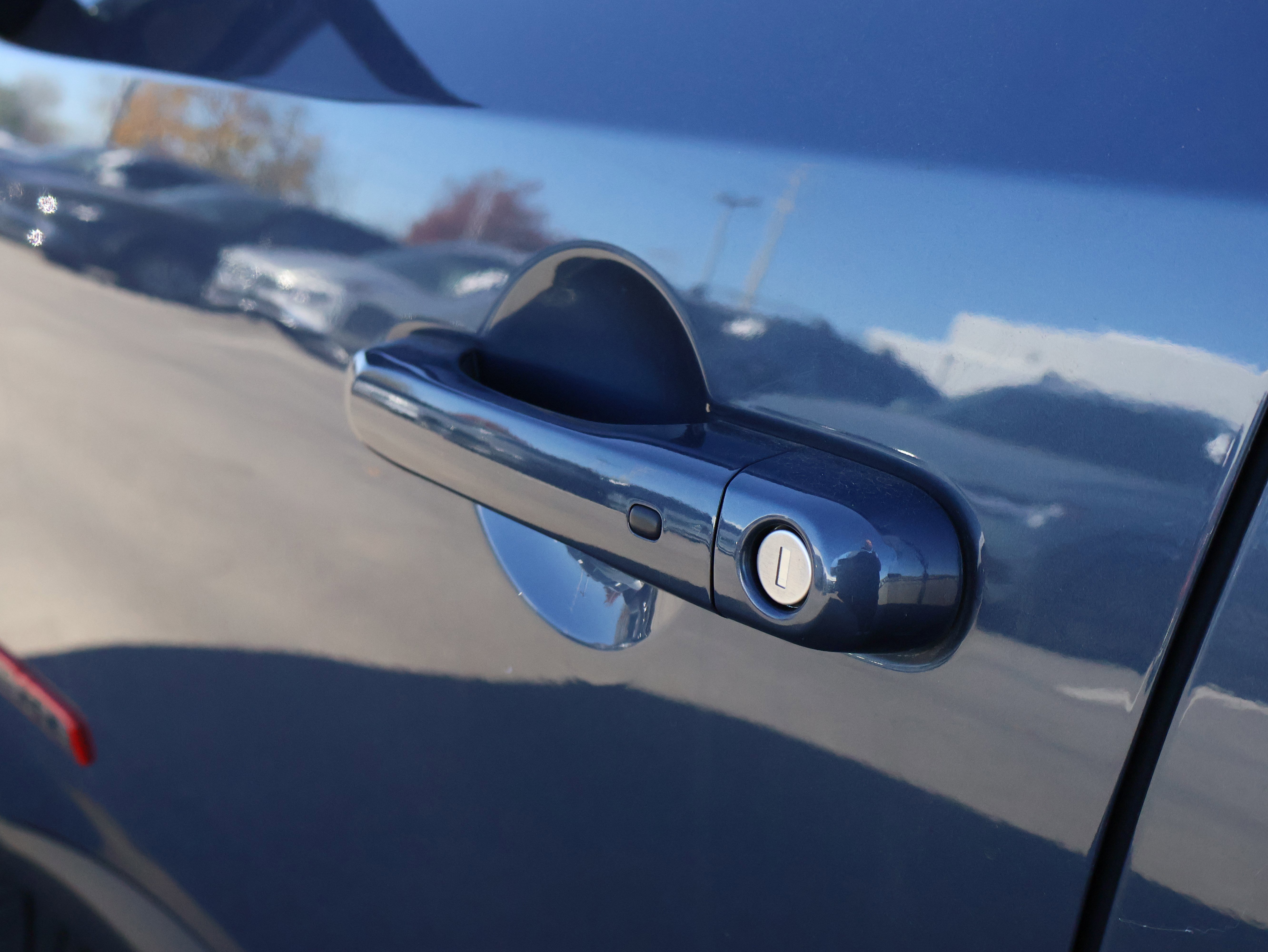 Used 2022 Jeep Renegade Trailhawk image 25