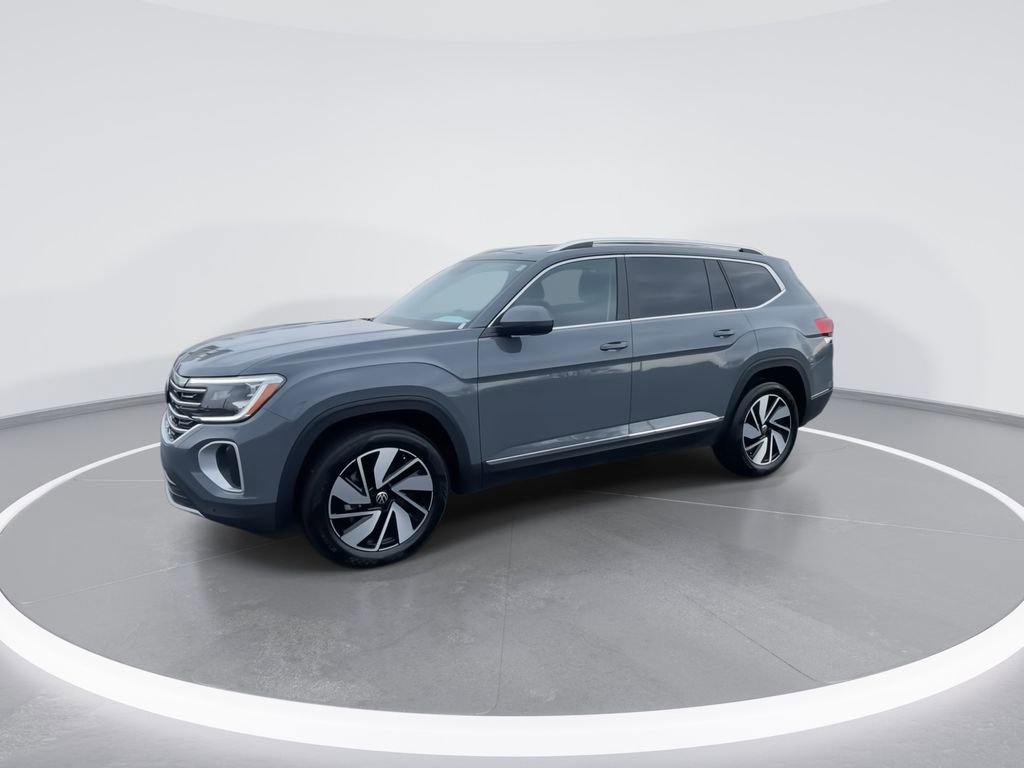 Used 2025 Volkswagen Atlas SEL image 4
