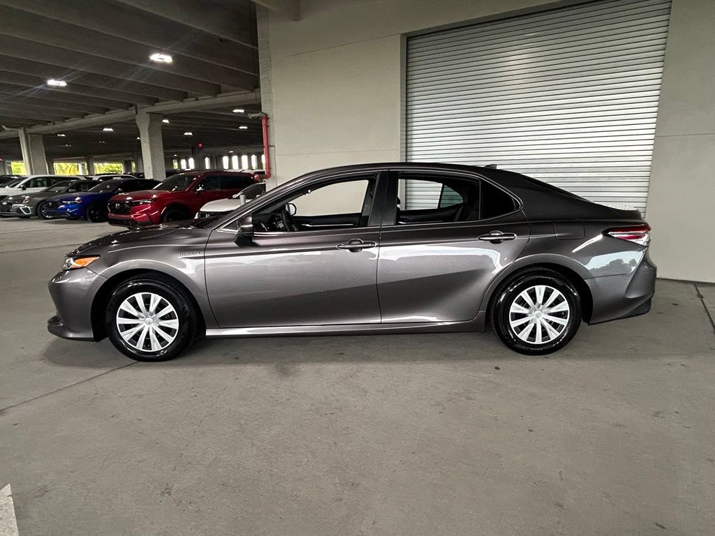 Used 2020 Toyota Camry LE FWD image 2