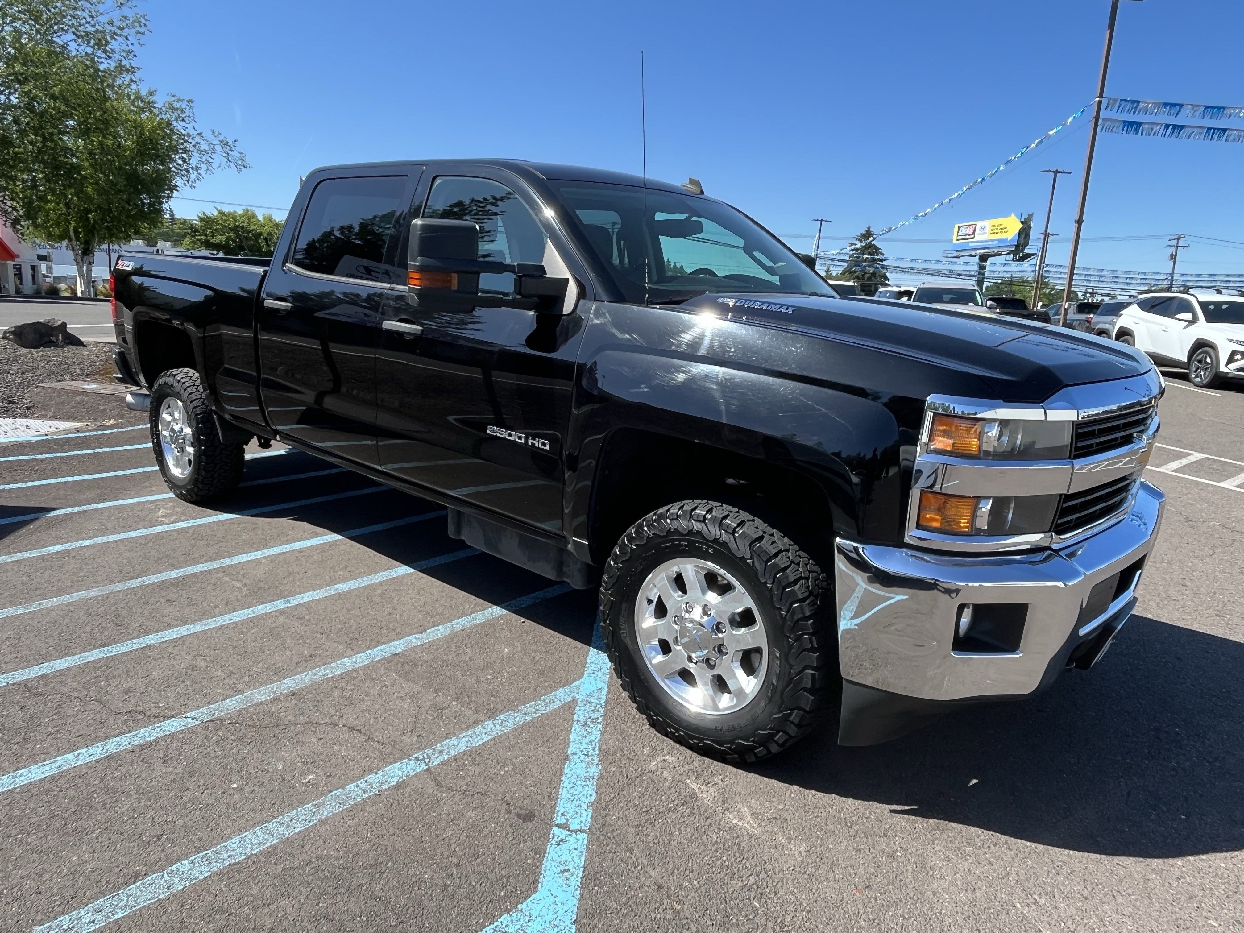 Used 2015 Chevrolet Silverado 2500 LT w/ LT Fleet Convenience Package AWD/4WD image 7