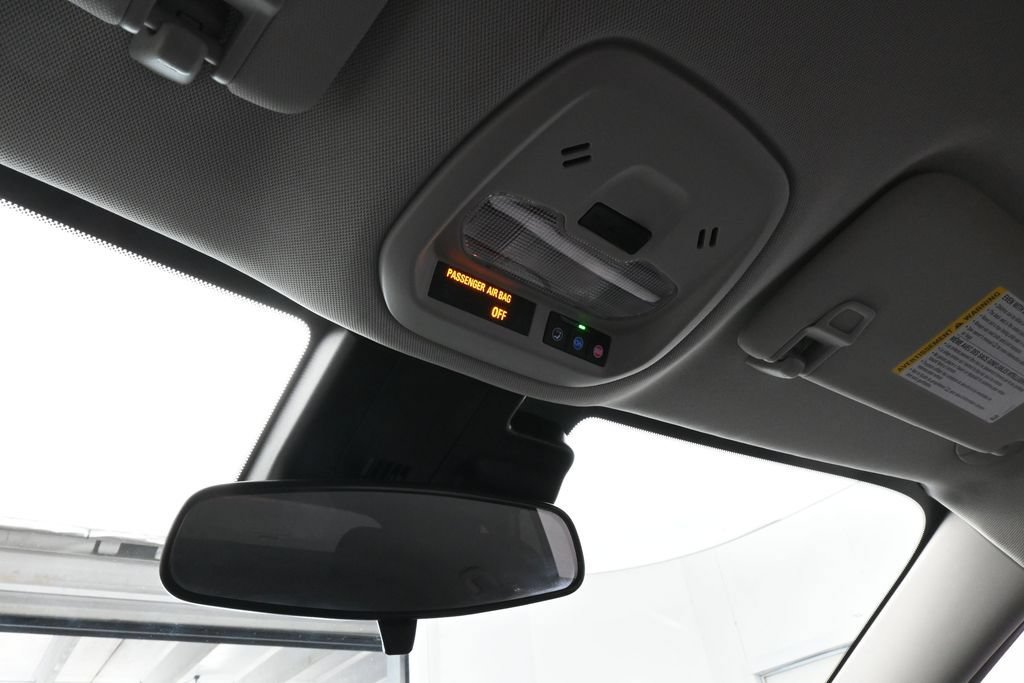 Used 2025 Chevrolet Trax LS FWD image 21