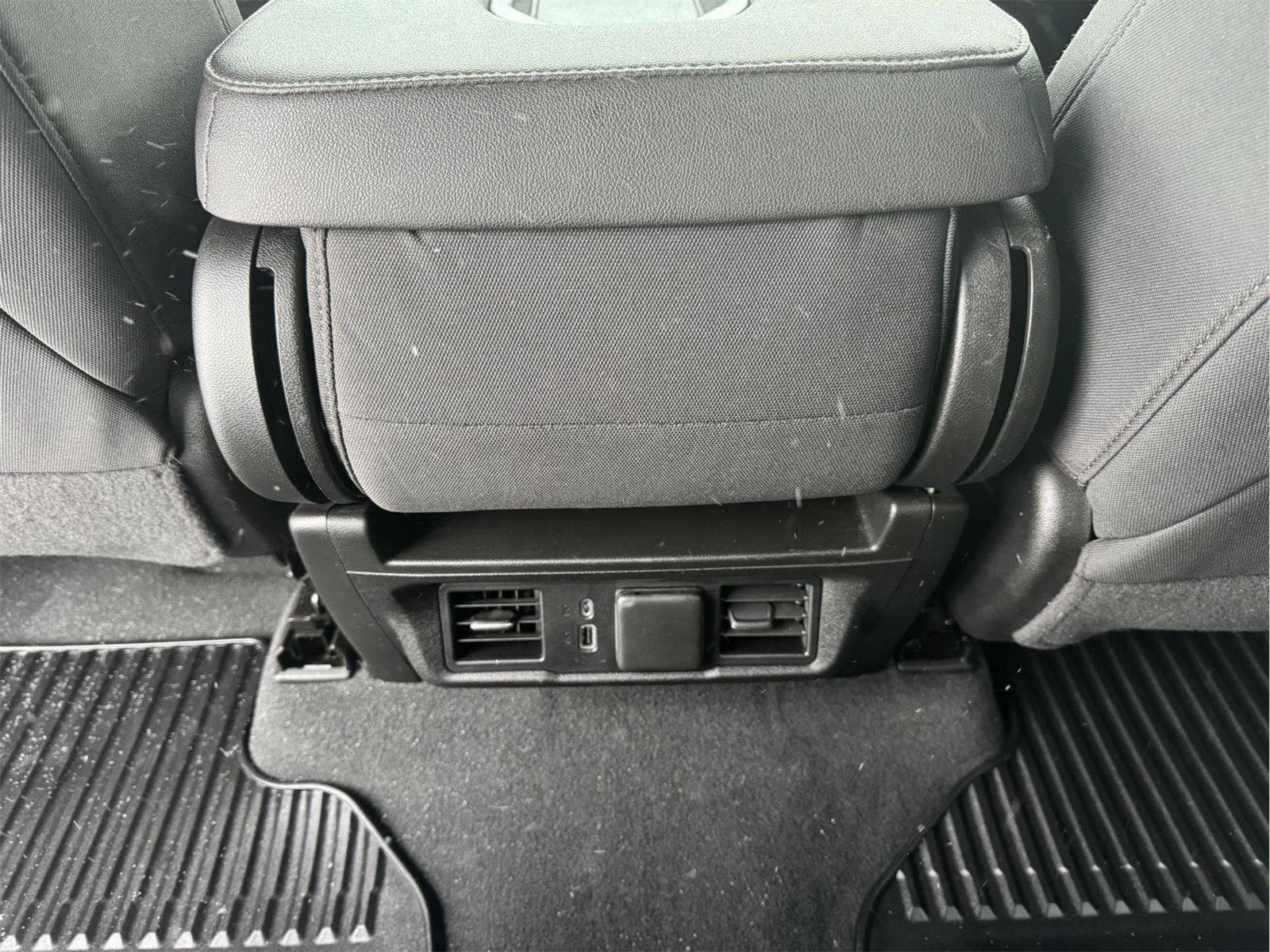 Used 2023 Chevrolet Silverado 1500 LT image 11