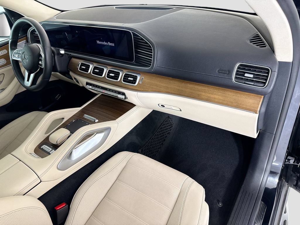 Certified 2021 Mercedes-Benz GLS 580 4MATIC image 17