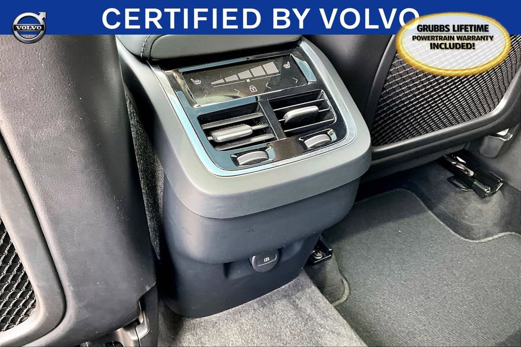 Certified 2023 Volvo XC60 B5 Ultimate w/ Climate Package FWD image 32