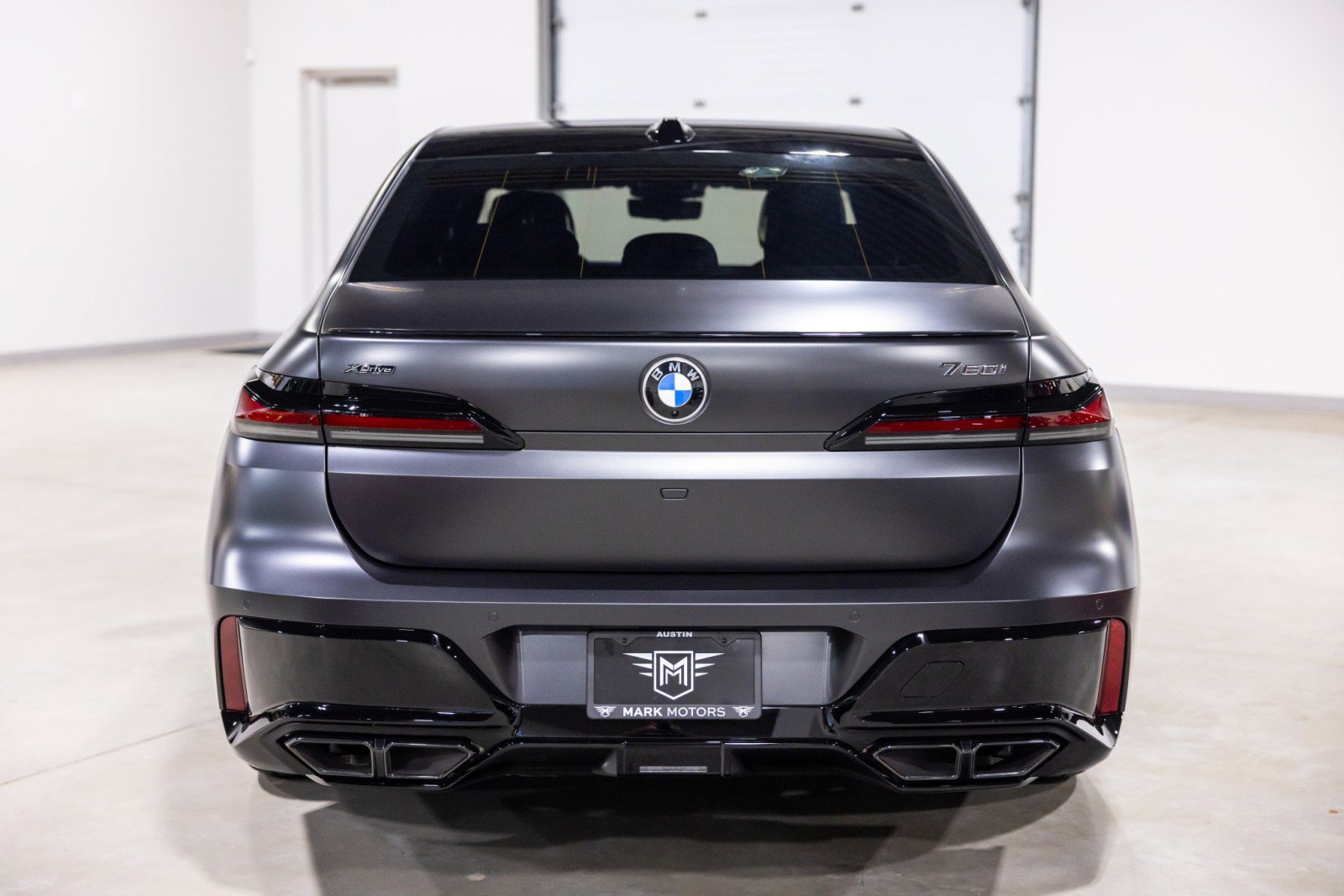 Used 2026 BMW 760i xDrive AWD/4WD image 8