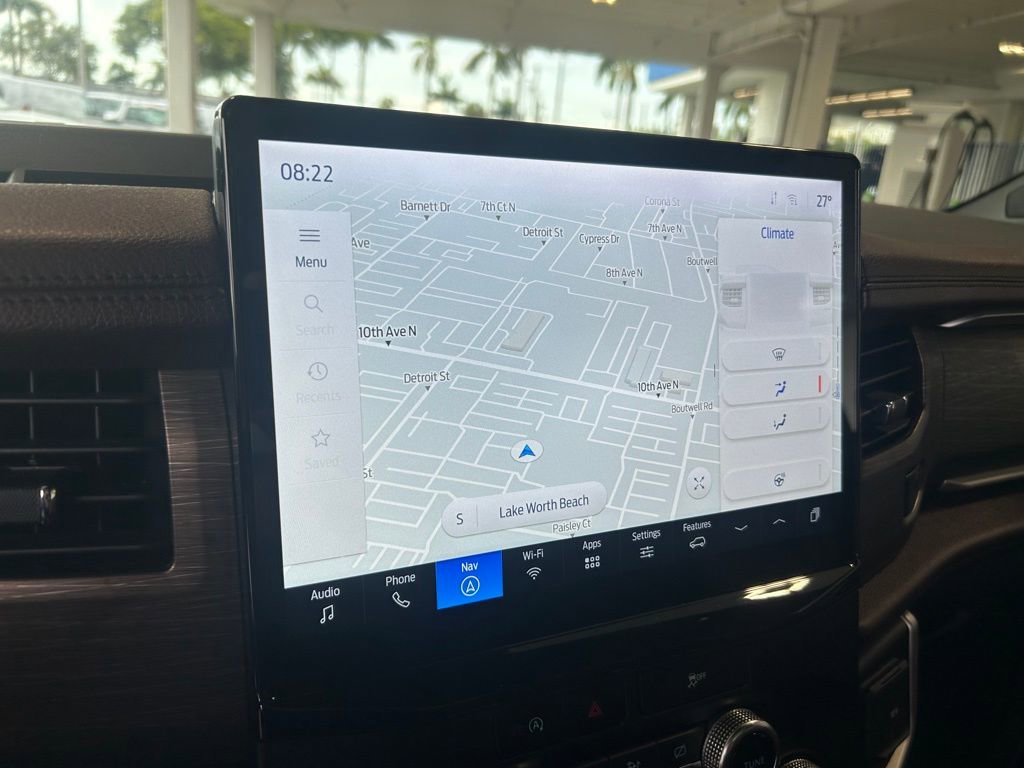 Used 2024 Ford Expedition Limited image 11