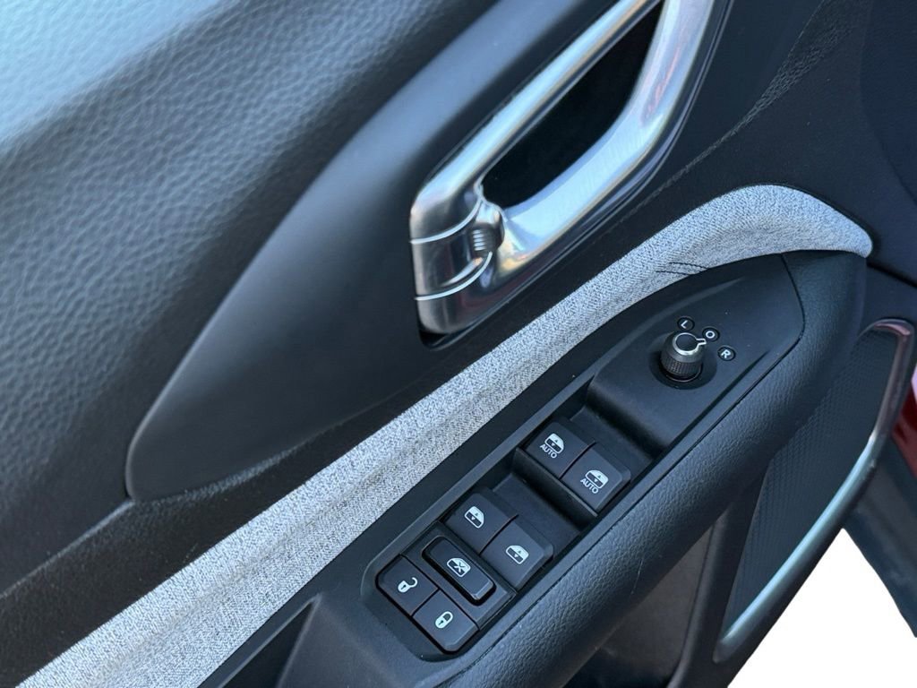 Used 2022 Jeep Compass Latitude image 14