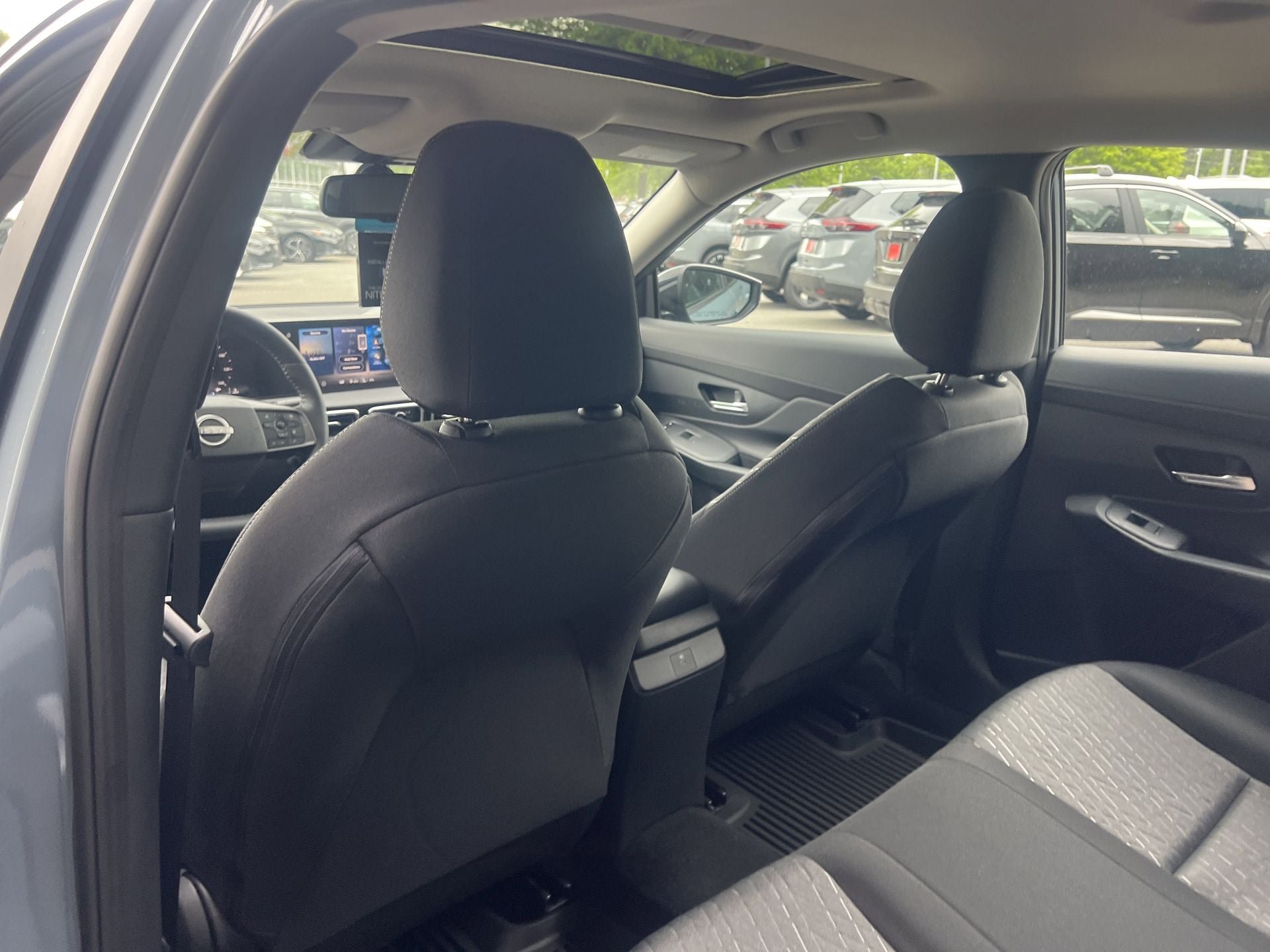 New 2026 Nissan Sentra SV w/ SV Convenience Package FWD image 17