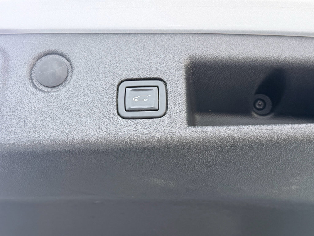 Used 2022 Chevrolet Equinox LT image 10