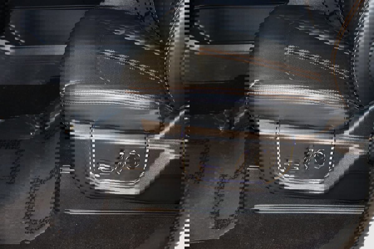 Used 2023 Ford Expedition Max Platinum image 41