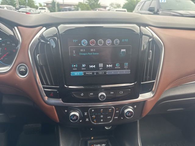Used 2018 Chevrolet Traverse High Country AWD/4WD image 12