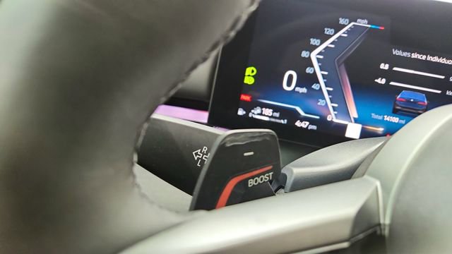 Used 2026 BMW 550e xDrive image 44