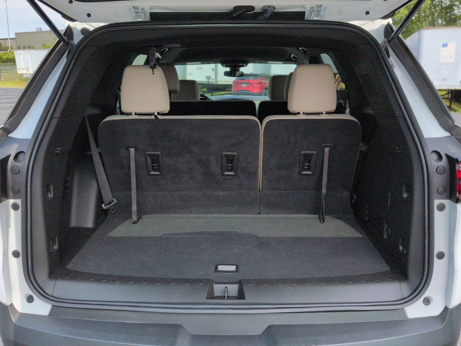 Certified 2022 Chevrolet Traverse LS AWD/4WD image 26