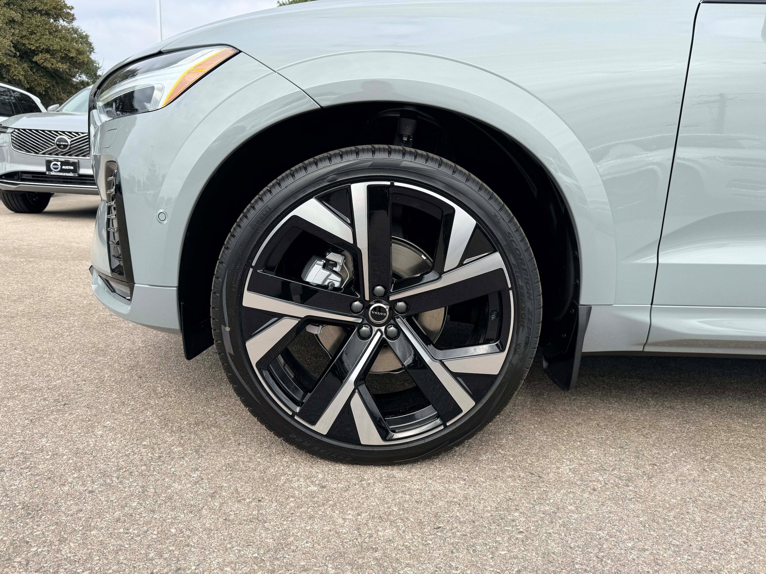 Used 2026 Volvo XC60 B5 Ultra w/ Climate Package AWD/4WD image 10