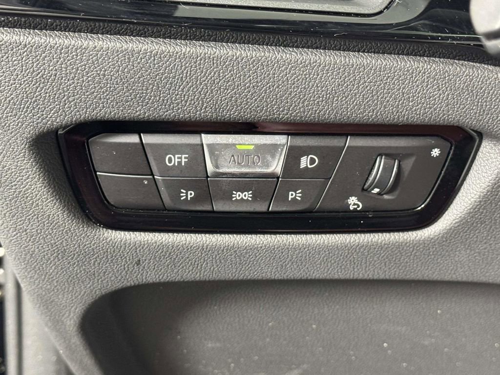 Used 2023 BMW 230i xDrive Coupe w/ Convenience Package image 19