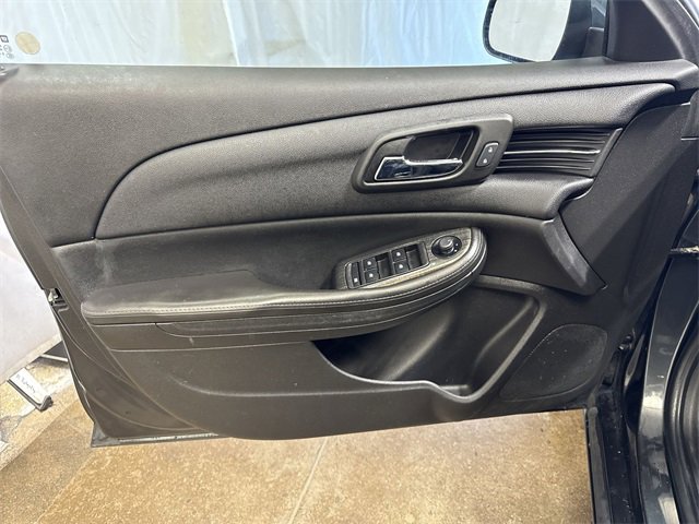 Certified 2015 Chevrolet Malibu LT w/ Power Convenience Package image 20